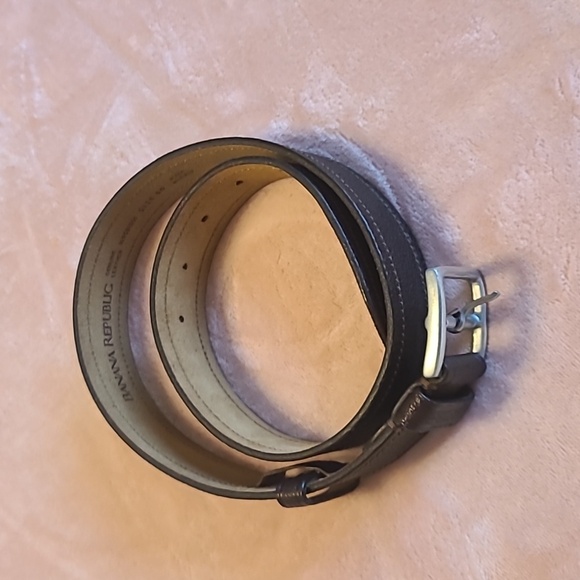 Banana Republic Genuine Leather Belt Size 30 Made in Italy - Picture 3 of 11